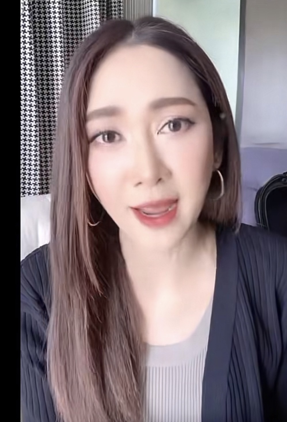 ยุ้ย จีรนันท์ โต้! ไม่เคยคิดเอาหน้า หลังถูกโยงเป็นดาราในอักษรย่อของ ป้าแมว ยุ้ย จีรนันท์ โต้! ไม่เคยคิดเอาหน้า หลังถูกโยงเป็นดาราในอักษรย่อของ ป้าแมว