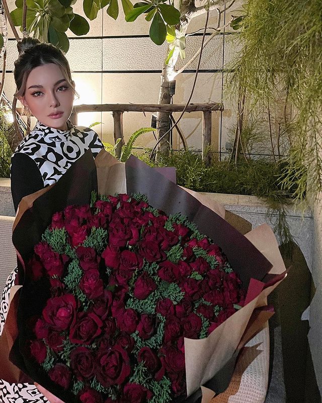 เลิกหรือเปล่า? ดิว อริสรา อันฟอลโลว IG หวานใจชาวต่างชาติ เลิกหรือเปล่า? ดิว อริสรา อันฟอลโลว IG หวานใจชาวต่างชาติ