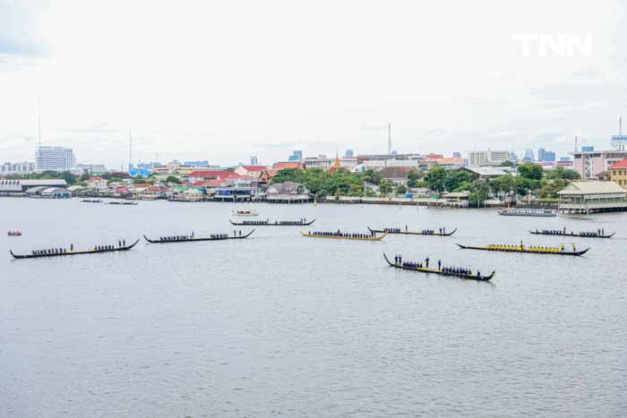 ซ้อมฝีพายบนแม่น้ำเจ้าพระยา เตรียมพร้อมจัดขบวนพยุหยาตราทางชลมารค ซ้อมฝีพายบนแม่น้ำเจ้าพระยา เตรียมพร้อมจัดขบวนพยุหยาตราทางชลมารค
