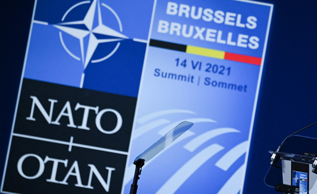 หรือว่านาโต้จะไม่เอาแต่พูด โดย ดร.ไพจิตร วิบูลย์ธนสาร หรือว่านาโต้จะไม่เอาแต่พูด โดย ดร.ไพจิตร วิบูลย์ธนสาร