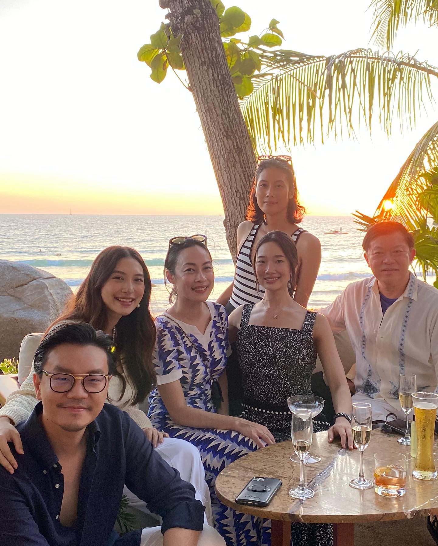 มิว นิษฐา ถ่ายภาพร่วมกับ Tilda Swinton ในงานฉลอง Memoria มิว นิษฐา ถ่ายภาพร่วมกับ Tilda Swinton ในงานฉลอง Memoria