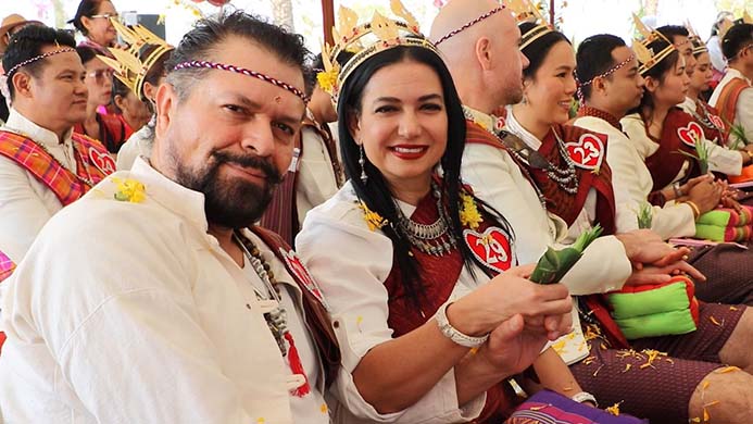 วันวาเลนไทน์ 2567 สุรินทร์จัดงาน ‘จดทะเบียนสมรสบนหลังช้าง’ ยิ่งใหญ่อลังการ วันวาเลนไทน์ 2567 สุรินทร์จัดงาน ‘จดทะเบียนสมรสบนหลังช้าง’ ยิ่งใหญ่อลังการ