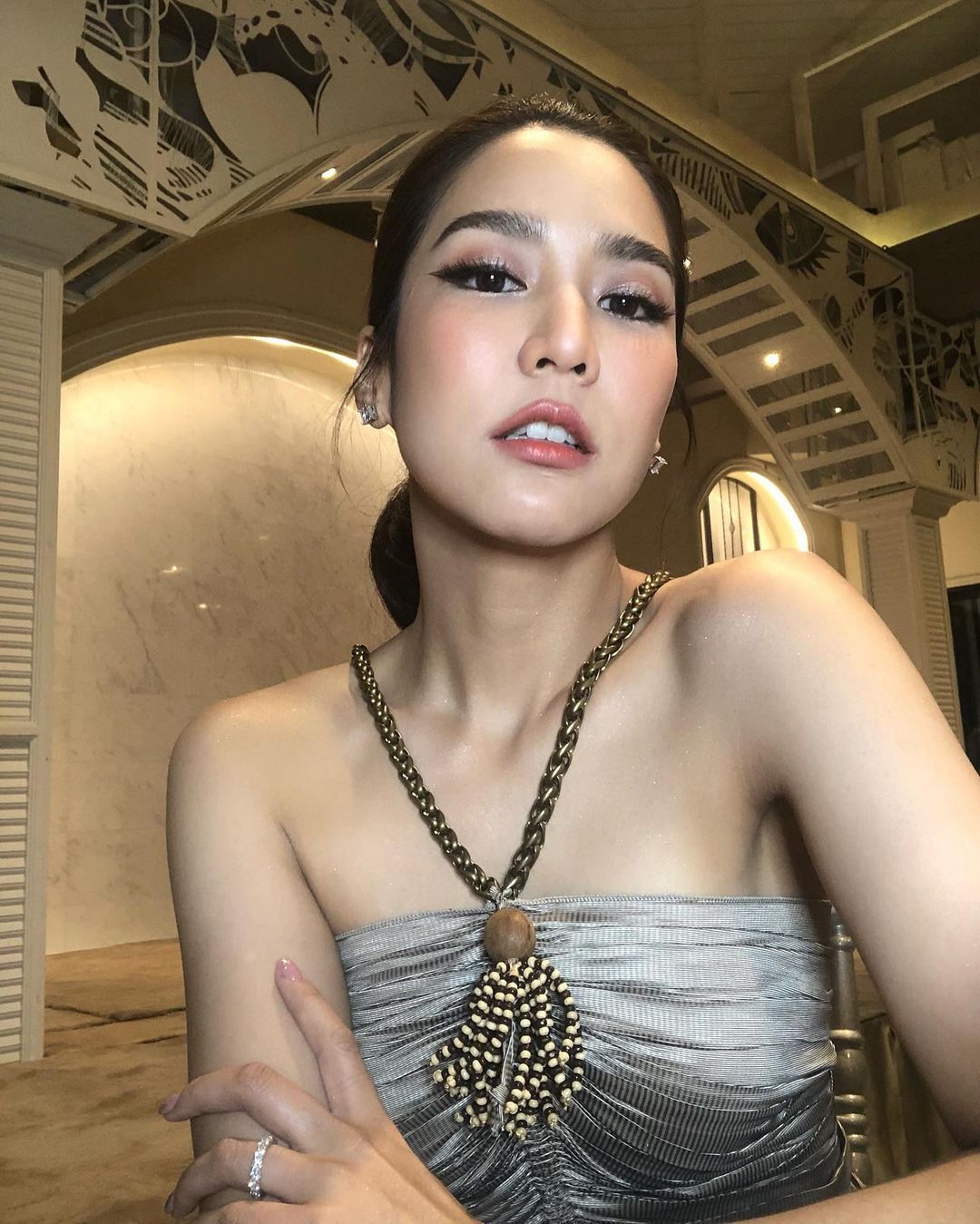 เพื่อนรักหักเหลี่ยมโหด!! จั๊กจั่น รับไม่รู้จะคบ นก อุษณีย์ ต่อมั้ย เพื่อนรักหักเหลี่ยมโหด!! จั๊กจั่น รับไม่รู้จะคบ นก อุษณีย์ ต่อมั้ย