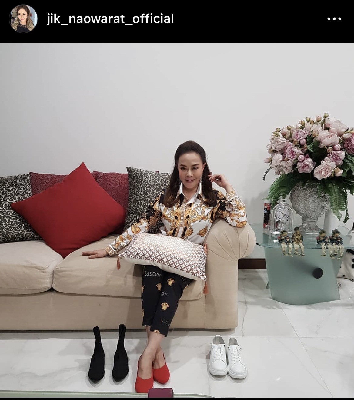 เคลียร์ชัด จิ๊ก เนาวรัตน์ เรื่องเยอะชีวิตตกอับไร้งาน จนต้องขายสมบัติกิน เคลียร์ชัด จิ๊ก เนาวรัตน์ เรื่องเยอะชีวิตตกอับไร้งาน จนต้องขายสมบัติกิน