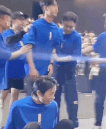 ไม่ต้องหักโหม!! แฟนๆ ห่วง ‘หวังอี้ป๋อ’ กลับมาโปรโมตหนังทั้งที่ยังไม่หายดี