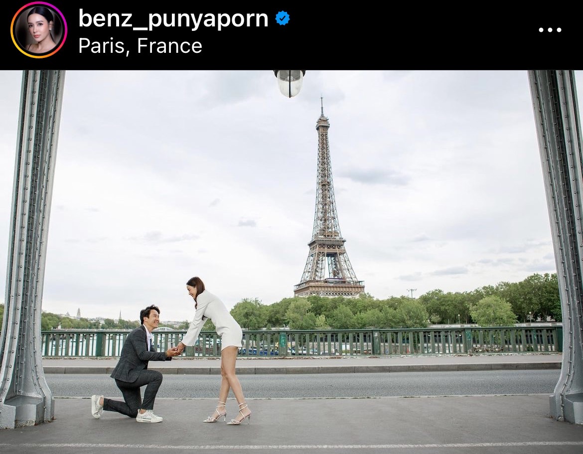 เตรียมสละโสด!! เบนซ์ ปุณยาพร ถูกแฟนหนุ่มคุกเข่าขอแต่งงาน