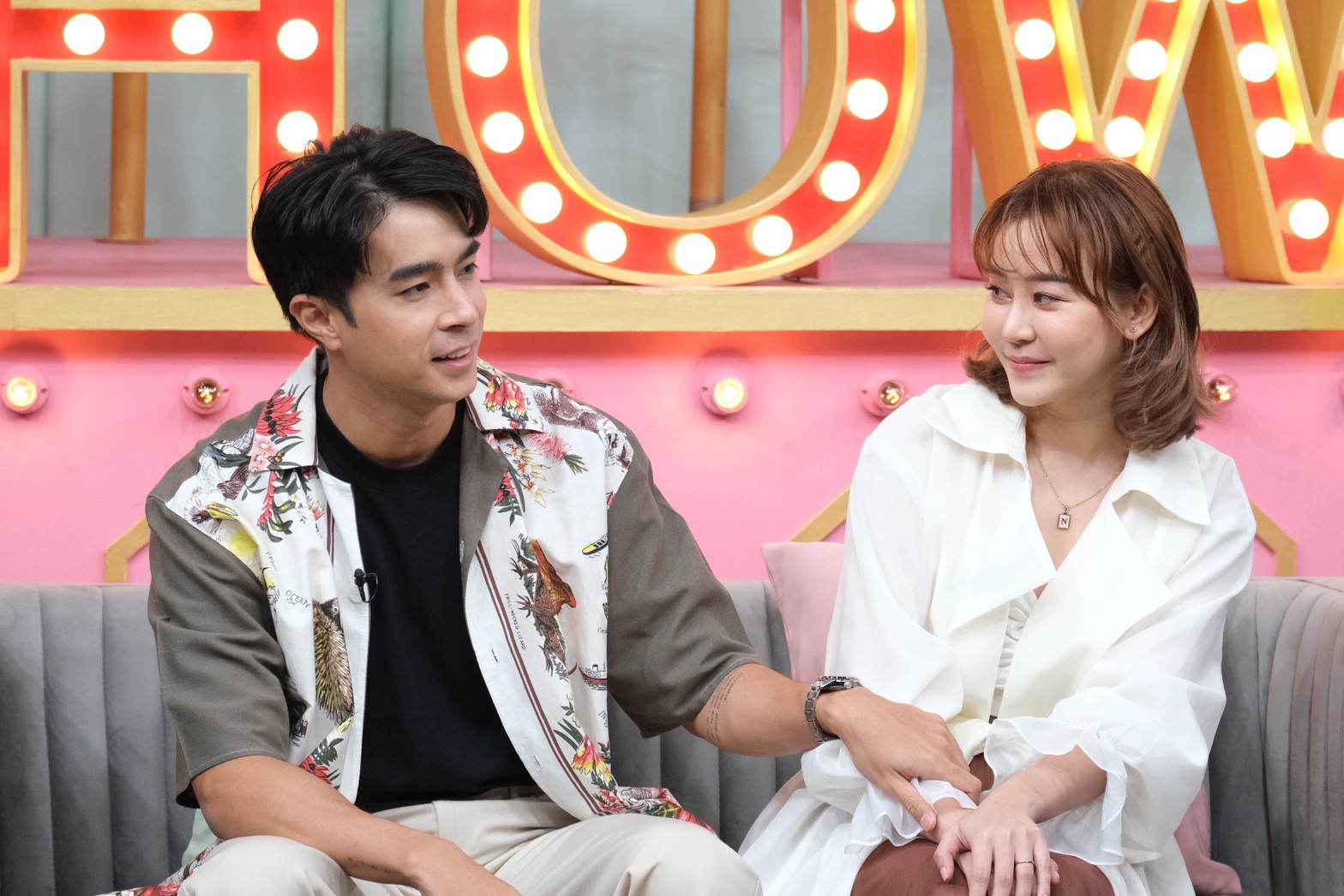 ไต้ฝุ่น กนกฉัตร เจอมรสุมชีวิตจนเคยเกือบคิดสั้น! ไต้ฝุ่น กนกฉัตร เจอมรสุมชีวิตจนเคยเกือบคิดสั้น!