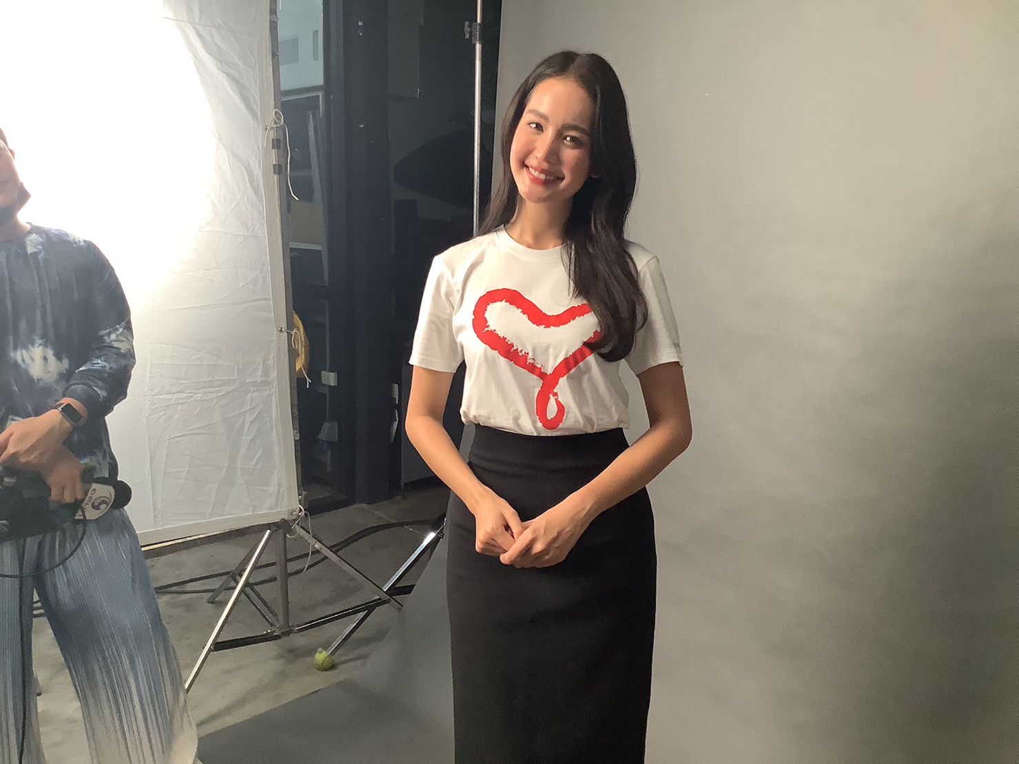 โบว์ เมลดา ชี้แจงแทน อาเล็ก หลังเจอดราม่าไม่จับมือแฟนคลับ โบว์ เมลดา ชี้แจงแทน อาเล็ก หลังเจอดราม่าไม่จับมือแฟนคลับ