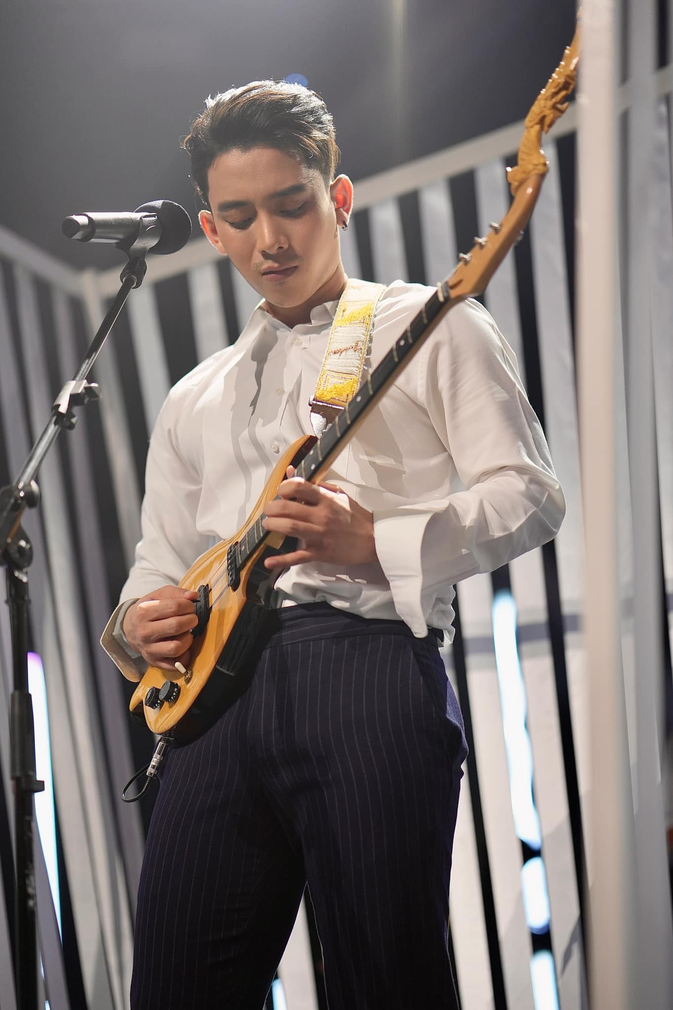 เบิ้ล ขอโทษ โชค รถแห่ หลังโพสต์พาดพิง! เบิ้ล ขอโทษ โชค รถแห่ หลังโพสต์พาดพิง!