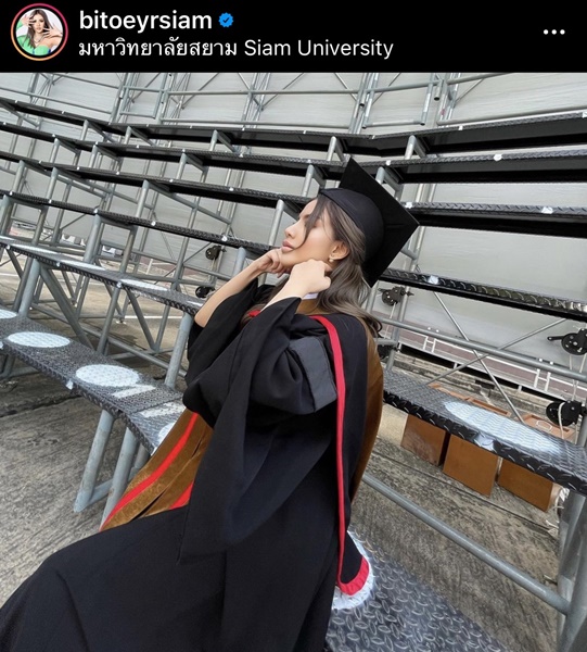 ใบเตย เตรียมรับปริญญา 23 ก.พ นี้ หลังรอคอยมา 7 ปี ใบเตย เตรียมรับปริญญา 23 ก.พ นี้ หลังรอคอยมา 7 ปี