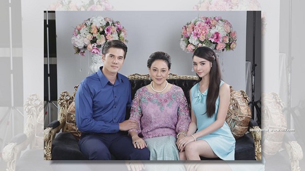 แฟนๆ คู่จิ้น “มุกดา-มิกค์” สุดปลื้ม “มัสยา” ลัดฟ้าฉายที่จีน  (มีคลิป)