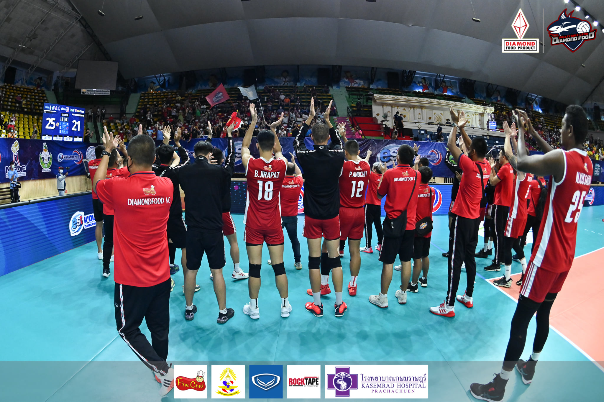 คุยครบทุกประเด็น 'สมบูรณ์ นาคผึ่ง' หลังพาหนุ่มไดมอนด์ฟู้ดคว้าแชมป์ลูกยางไทยลีก2022