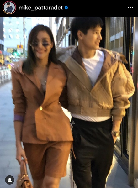 ปุ๊กลุก มีความสุขกับมุมความรัก สถานะที่ไม่มีสถานะ เพื่อนชายคนสนิท ไมค์ ภัทรเดช ปุ๊กลุก มีความสุขกับมุมความรัก สถานะที่ไม่มีสถานะ เพื่อนชายคนสนิท ไมค์ ภัทรเดช