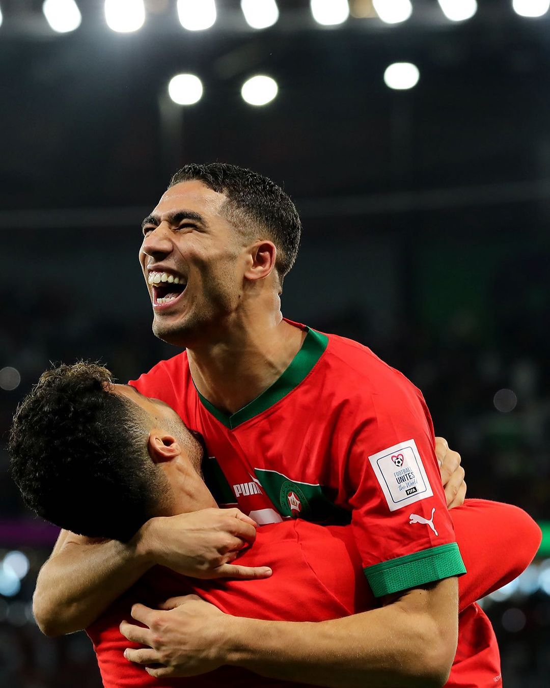 “เกรท-นิกกี้-ก้อย” ร่วมเฮ!! ‘โมร็อกโก’ ดวลจุดโทษชนะ ‘สเปน’ เข้ารอบ 8 ทีมฟุตบอลโลกครั้งแรก “เกรท-นิกกี้-ก้อย” ร่วมเฮ!! ‘โมร็อกโก’ ดวลจุดโทษชนะ ‘สเปน’ เข้ารอบ 8 ทีมฟุตบอลโลกครั้งแรก