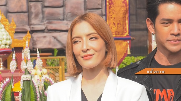 “พิ้งกี้ สาวิกา” รับบทแม่ค้าออนไลน์ แฟนคลับแห่อุดหนุนเพียบ   (มีคลิป)