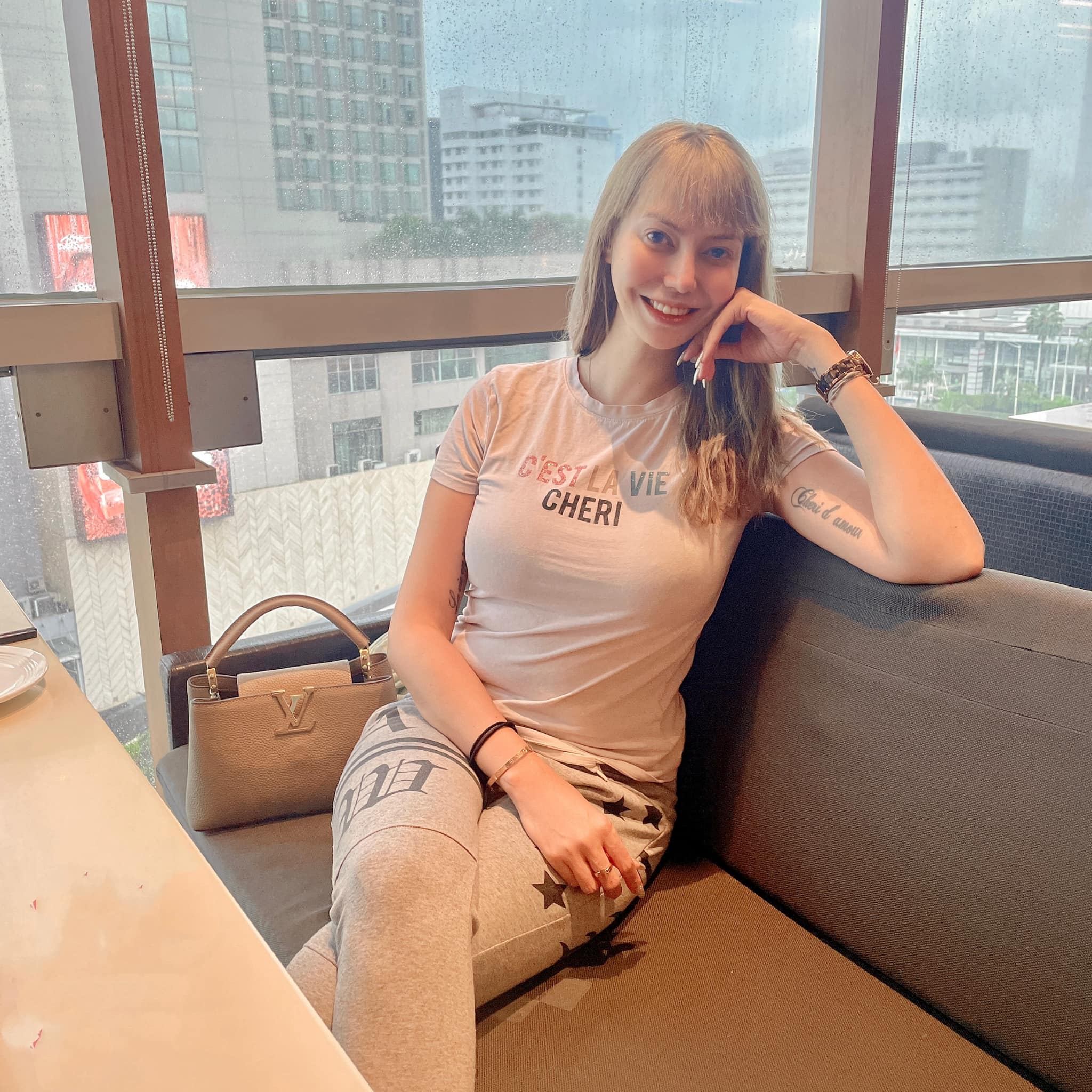 โอเด็ต ลั่น! คันปากมาก ฝากถึงแม๊ ผู้ชายตัว ป. เคยเป็นแฟนเก่า โอเด็ต ลั่น! คันปากมาก ฝากถึงแม๊ ผู้ชายตัว ป. เคยเป็นแฟนเก่า