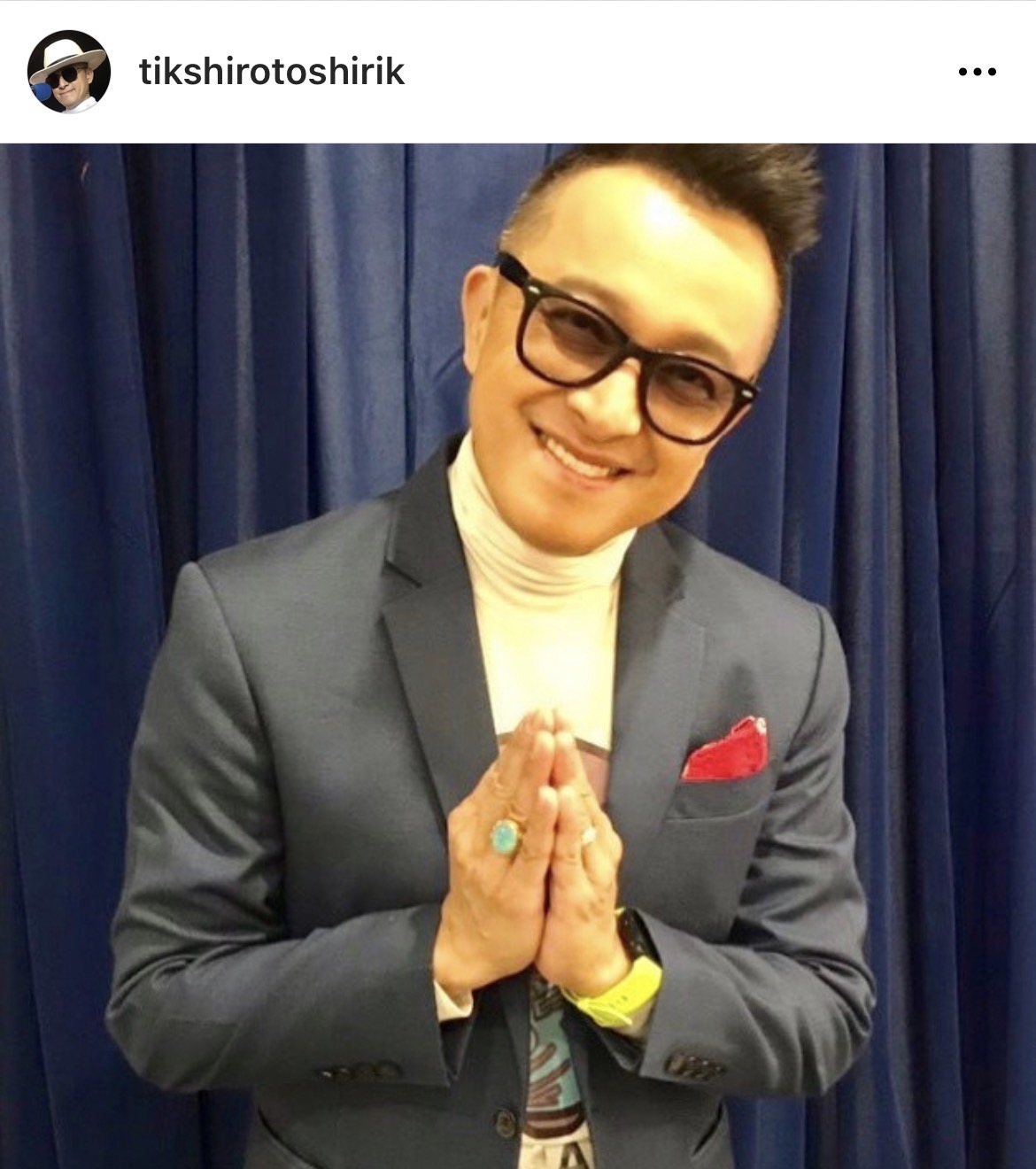 ติ๊ก ชีโร่ ลงประมูลขายเนื้อเพลงรักไม่ยอมเปลี่ยนแปลง รวมมูลค่ากว่า 2 แสนบาท!!