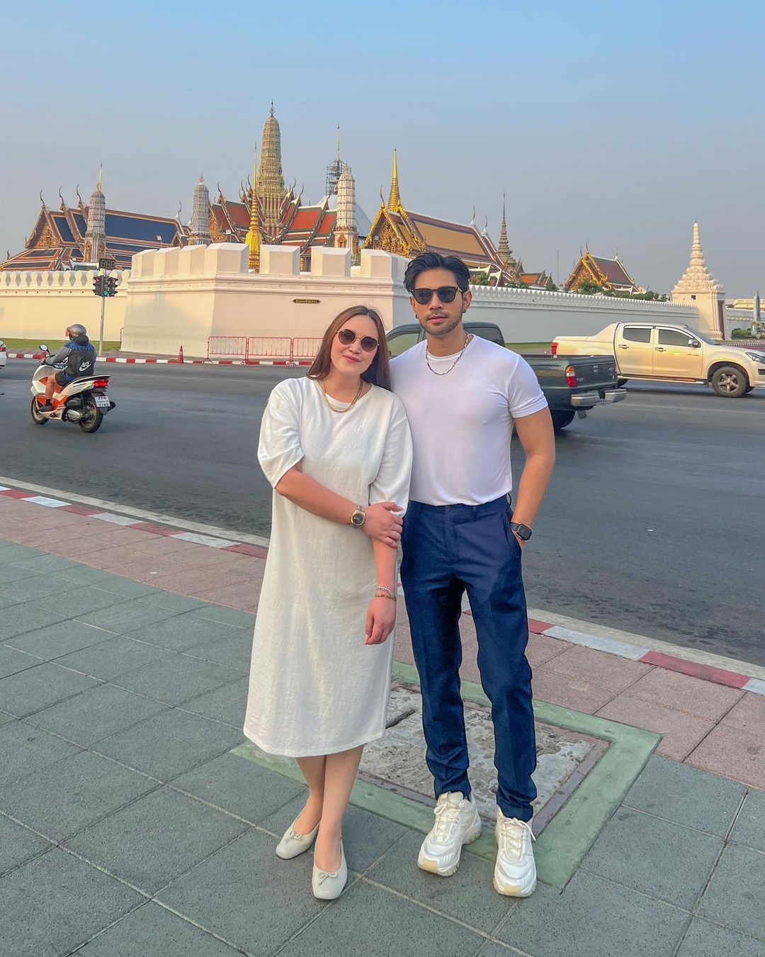 บุ๊ค สิคพัชศ์ ให้สถานะ ทาทา ยัง เป็นเพื่อนที่พิเศษ ไม่สนคนมองไม่แมน