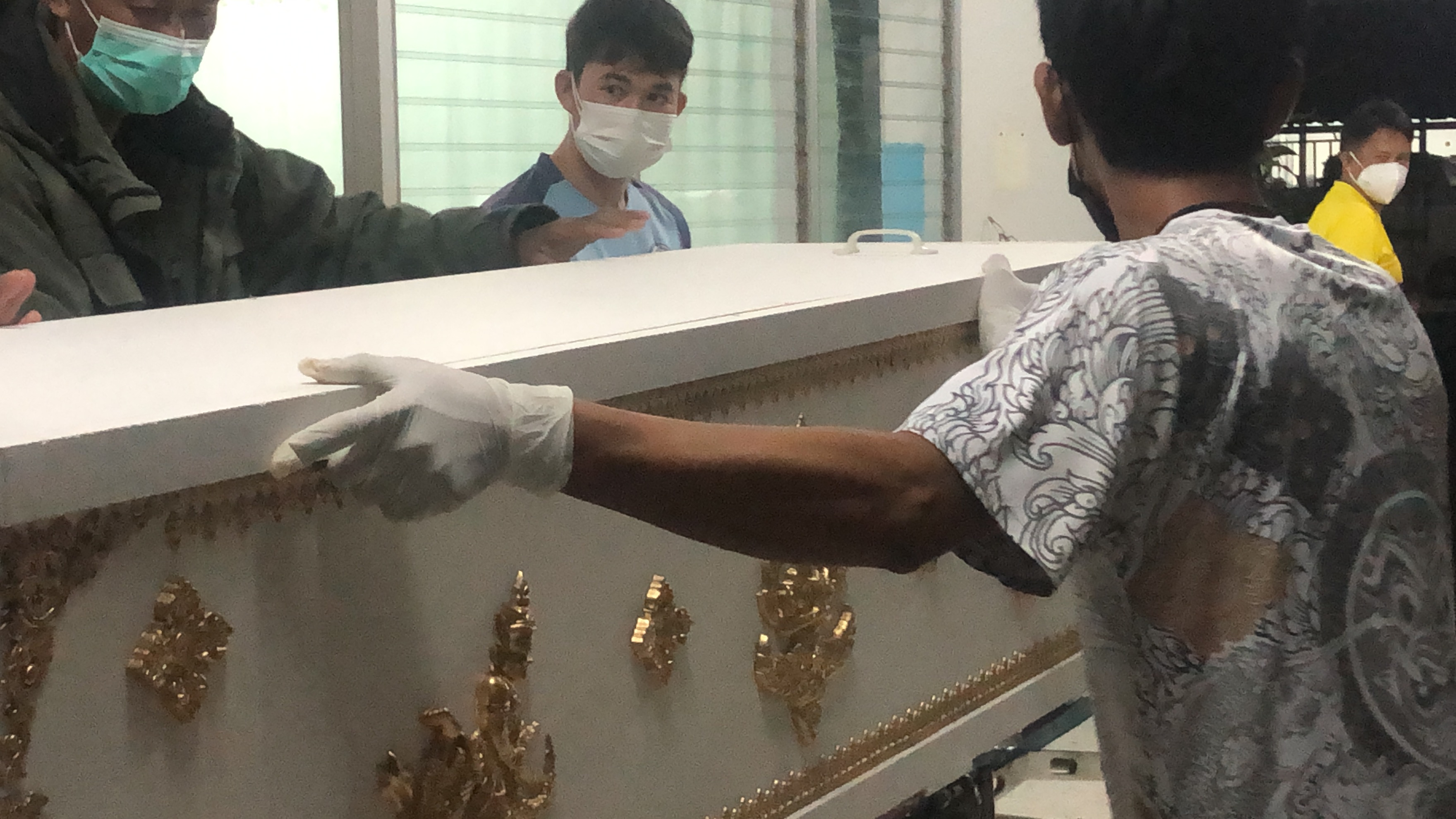 รับร่าง พรศักดิ์ ส่องแสง กลับบ้าน 