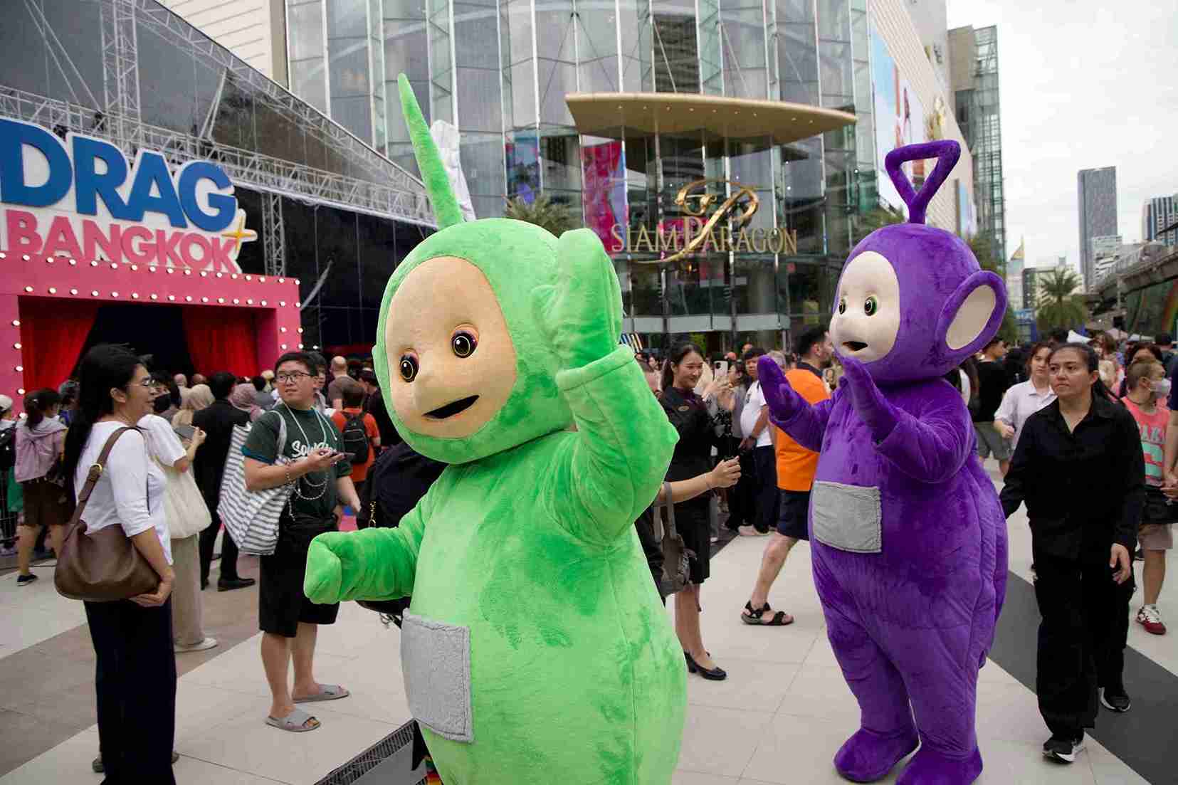 นายกเปิดเทศกาลบางกอกไพรด์เฟสติวัล ยิ่งใหญ่ฉลองกฏหมายสมรสเท่าเทียม นายกเปิดเทศกาลบางกอกไพรด์เฟสติวัล ยิ่งใหญ่ฉลองกฏหมายสมรสเท่าเทียม