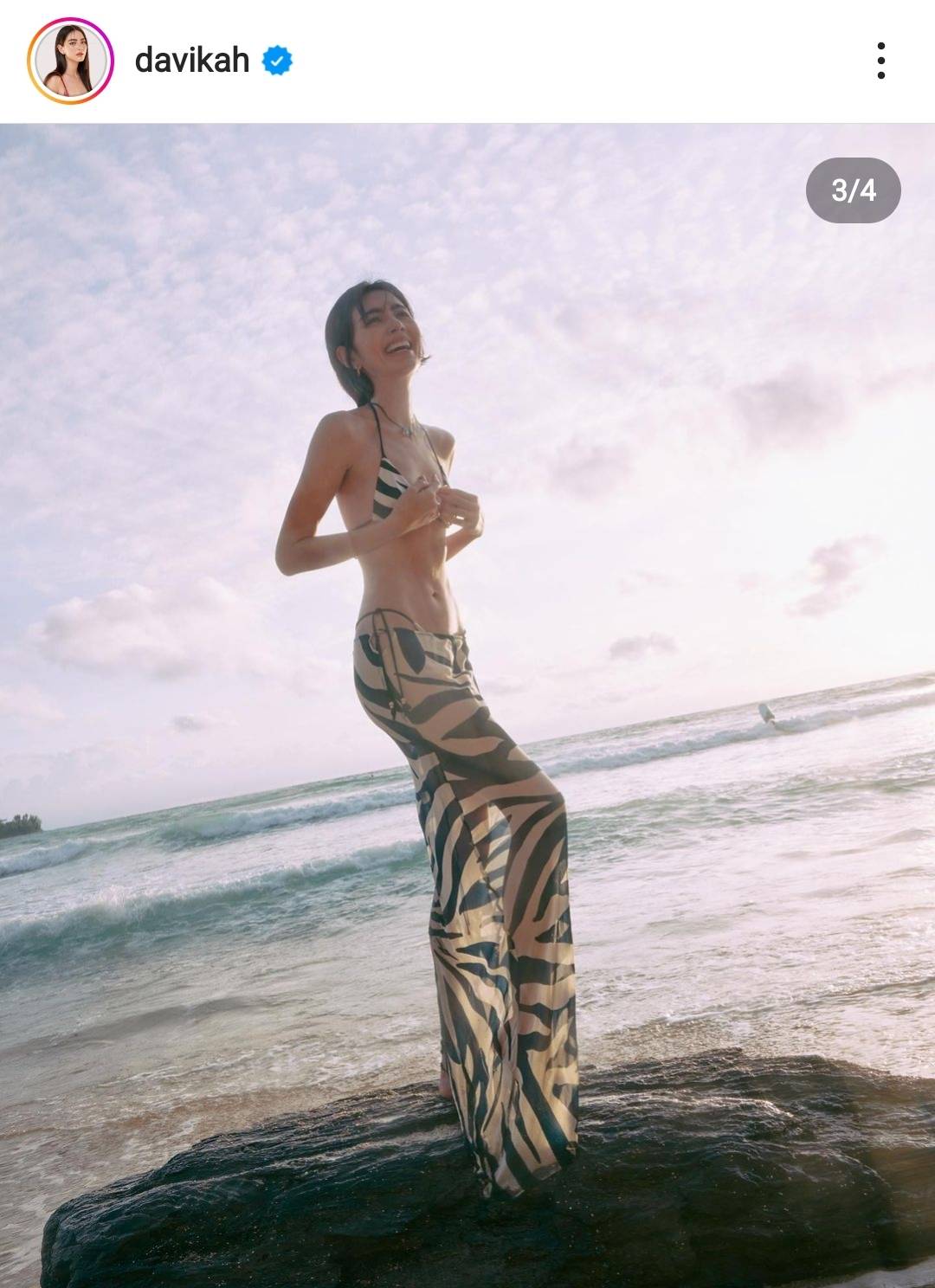 แม่ม้าลายสุดแซ่บ! ใหม่ ดาวิกา ฟาดทุกองศา อวดเอวเอสโชว์เซ็กซี่ริมทะเล