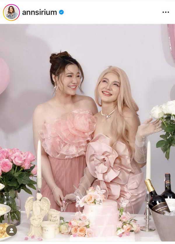 เปิดภาพ แอน สิเรียม ในวัย 53ปี สวยสดใส ทำสาววัยรุ่นยังต้องอิจฉา เปิดภาพ แอน สิเรียม ในวัย 53ปี สวยสดใส ทำสาววัยรุ่นยังต้องอิจฉา