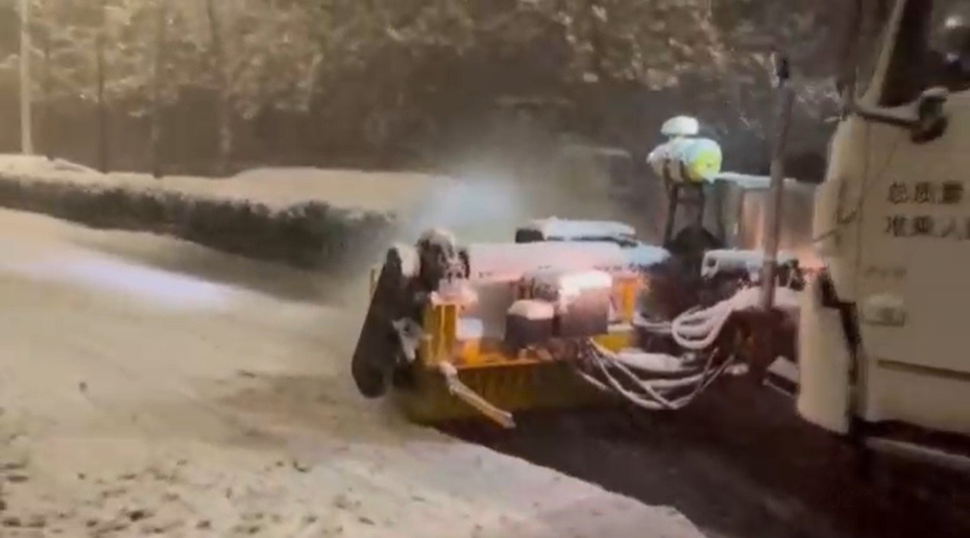 พายุหิมะถล่มจีน ต้องสั่งปิดโรงเรียน - รถไฟกว่า 192 เส้นทางยกเลิกให้บริการ 