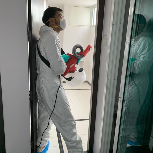 เต๊ะ ศตวรรษ หันมาจับธุรกิจ พ่นยาฆ่าเชื้อ เพราะอยากช่วยเหลือสังคม เต๊ะ ศตวรรษ หันมาจับธุรกิจ พ่นยาฆ่าเชื้อ เพราะอยากช่วยเหลือสังคม