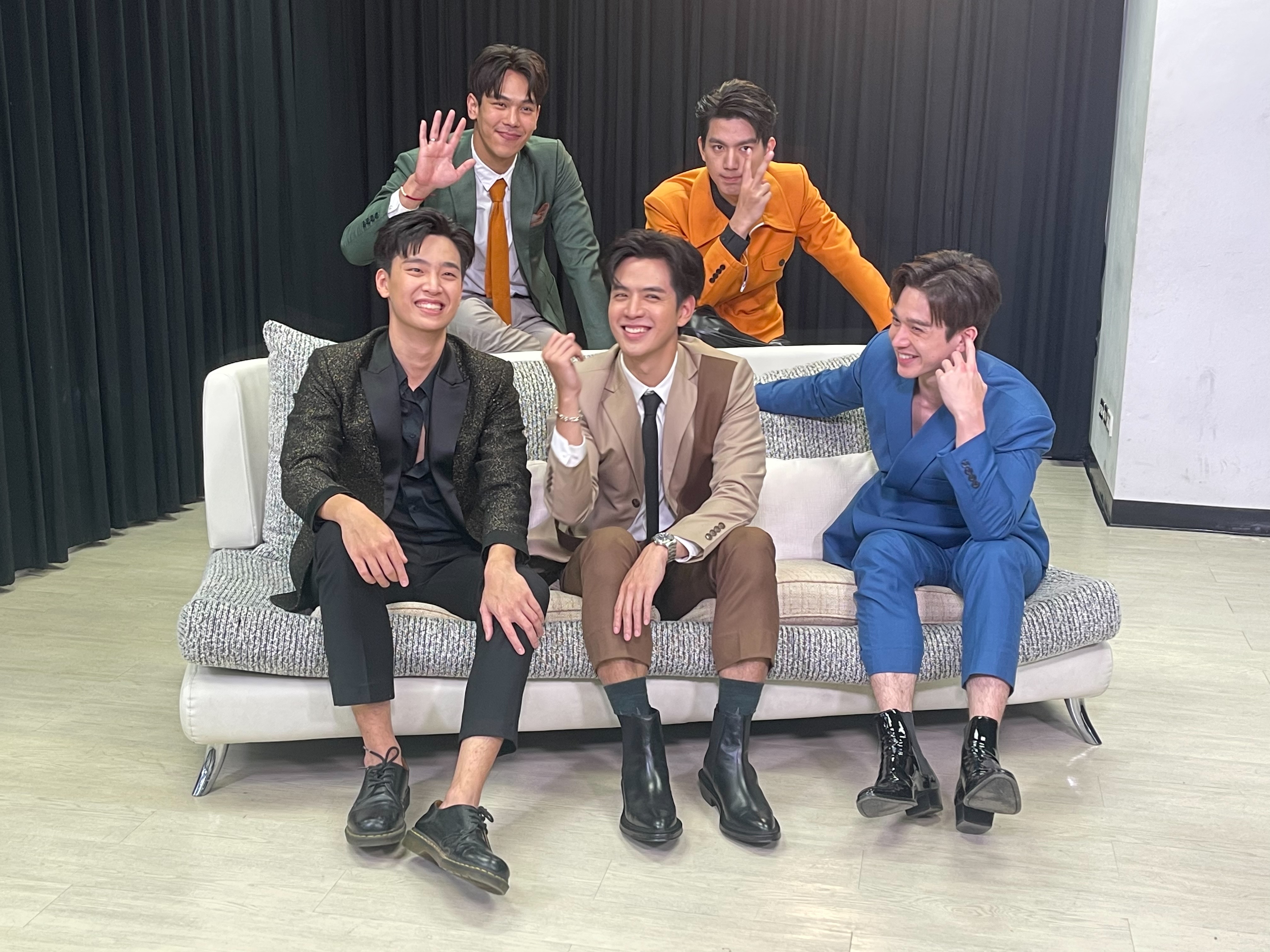 เปิดโมเมนต์วันเกิด “ฟิล์ม ธนภัทร” เหล่าพระเอกดังร่วมอวยพร เปิดโมเมนต์วันเกิด “ฟิล์ม ธนภัทร” เหล่าพระเอกดังร่วมอวยพร