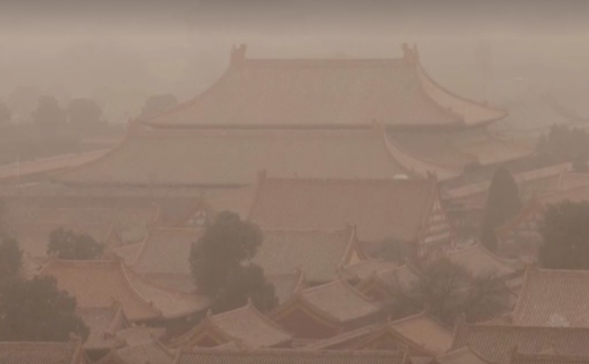 เปิดภาพ “ฟ้าเปลี่ยนสี” ในปักกิ่งหลังพายุทรายถล่ม เปิดภาพ “ฟ้าเปลี่ยนสี” ในปักกิ่งหลังพายุทรายถล่ม