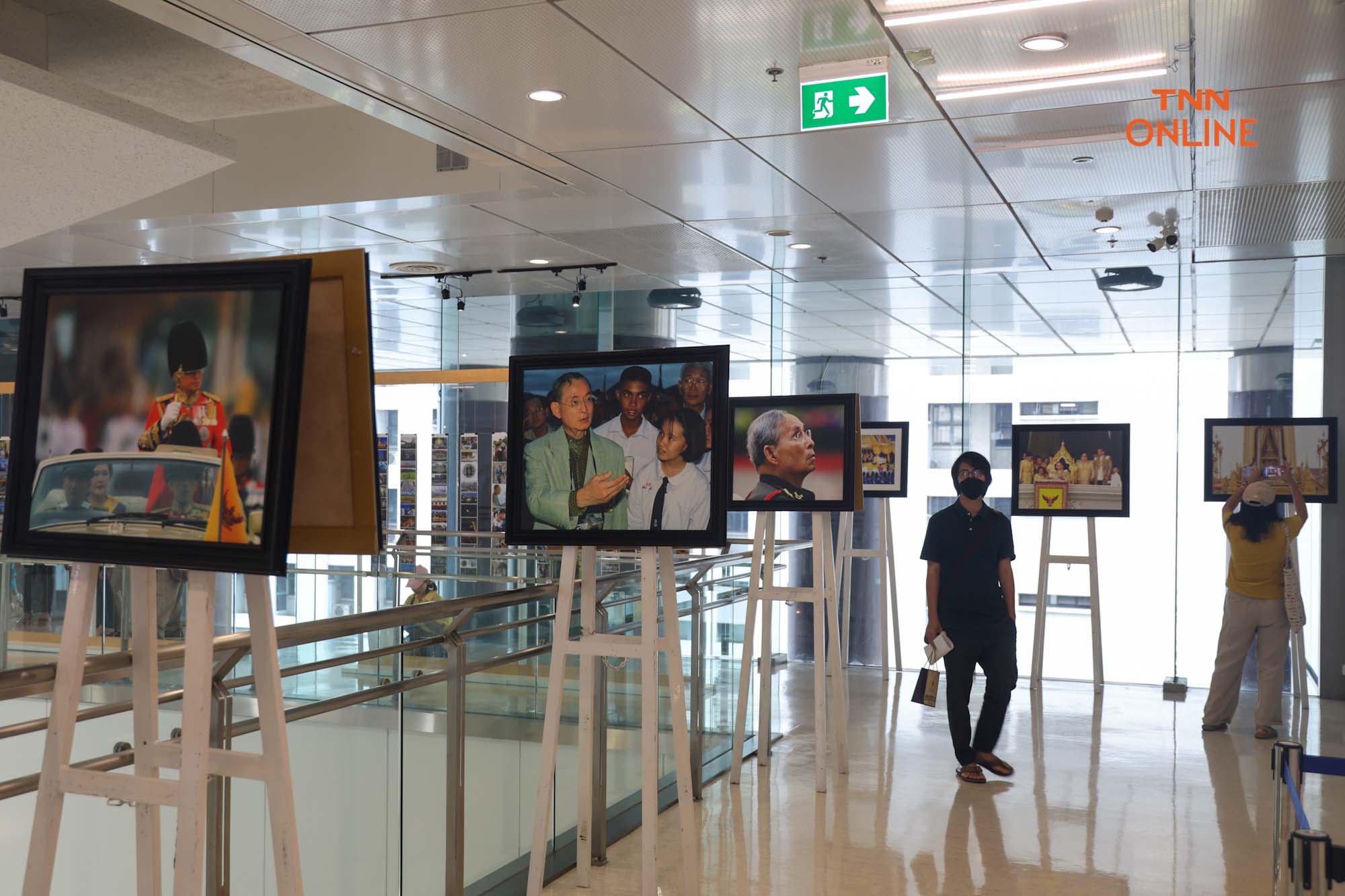 กษัตริย์ของราษฎร นิทรรศการภาพถ่ายรำลึกถึงในหลวง ร.9 กษัตริย์ของราษฎร นิทรรศการภาพถ่ายรำลึกถึงในหลวง ร.9