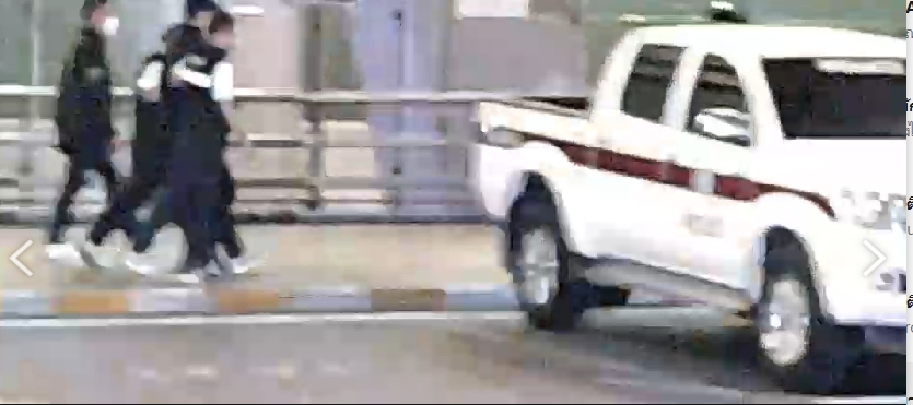 ด่วน! เบนซ์ เดม่อน ถึงสนามบินสุวรรณภูมิแล้ว ด่วน! เบนซ์ เดม่อน ถึงสนามบินสุวรรณภูมิแล้ว