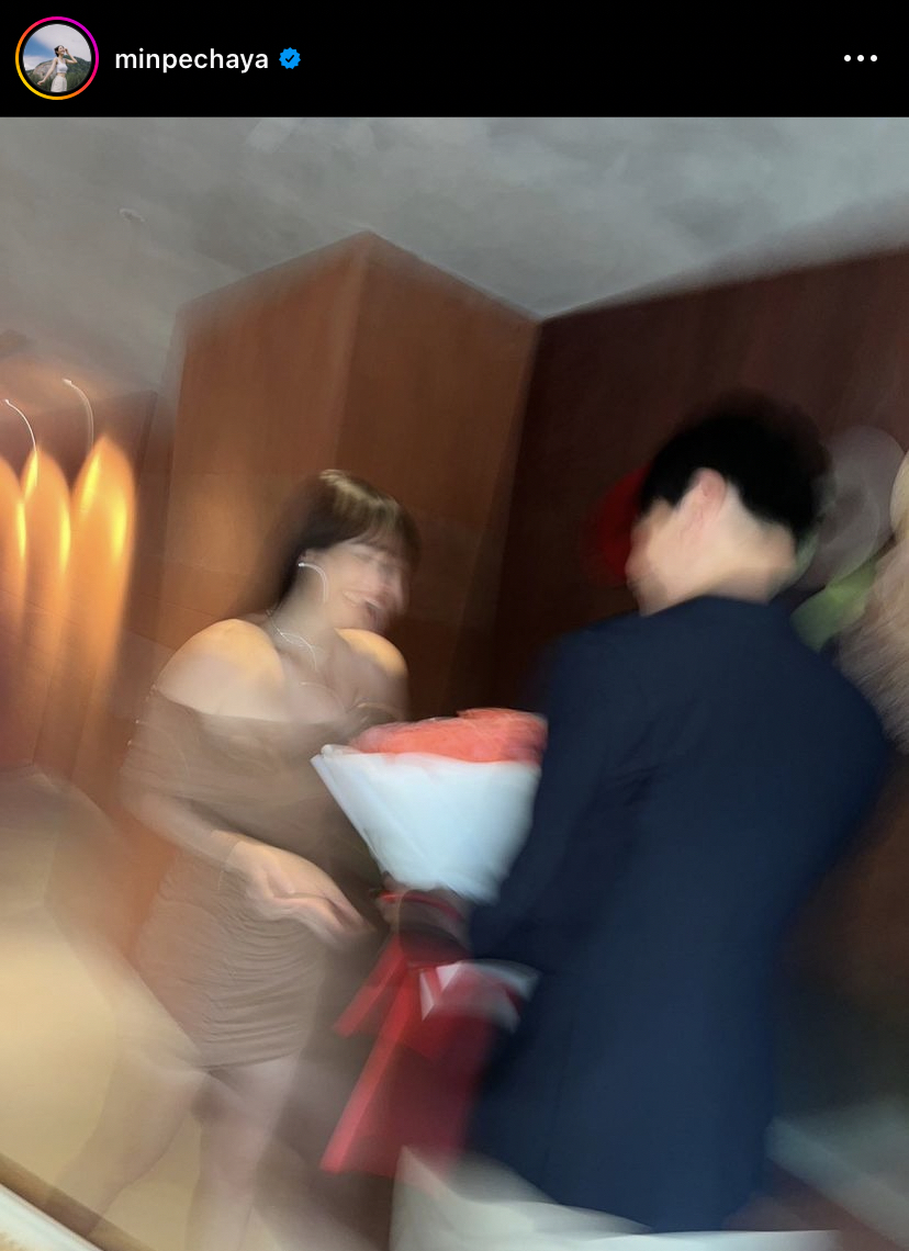 วิน เมธวิน แอบแซวทวงของขวัญ ไบร์ท พร้อมยืนยันไม่ใช่หนุ่มนิรนาม มิน พีชญา