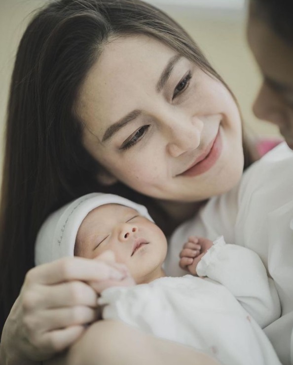 ฟลุค เกริกพล แจ้งข่าวติดโควิด พร้อมบอก เพิ่งเข้าใจ คำว่า 'คิดถึง ใจจะขาด' ฟลุค เกริกพล แจ้งข่าวติดโควิด พร้อมบอก เพิ่งเข้าใจ คำว่า 'คิดถึง ใจจะขาด'