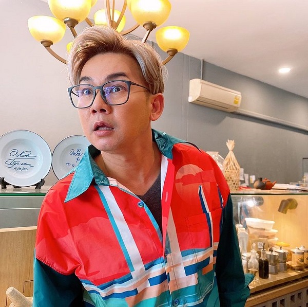 “เอ๊าะ กีรติ” เป็นหนี้หลายล้านเพราะพิษโควิด ลั่น! ต้องสู้เท่านั้น (มีคลิป) “เอ๊าะ กีรติ” เป็นหนี้หลายล้านเพราะพิษโควิด ลั่น! ต้องสู้เท่านั้น (มีคลิป)