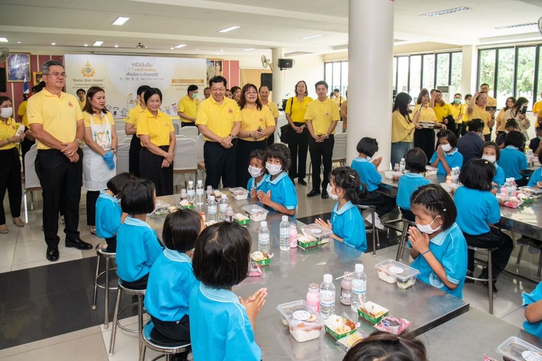 เครือซีพี-บริษัทในเครือ ร้อยเรียงความดีดำเนินจัดกิจกรรม “ครัวปันอิ่ม เพื่อน้องๆ บ้านราชวิถี” เครือซีพี-บริษัทในเครือ ร้อยเรียงความดีดำเนินจัดกิจกรรม “ครัวปันอิ่ม เพื่อน้องๆ บ้านราชวิถี”