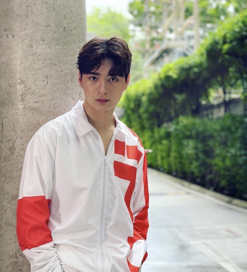 คริส พีรวัส โพสต์ชี้แจง พร้อมขอโทษคู่กรณี หลังรถคว่ำ ยินดีรับผิดชอบทุกอย่าง