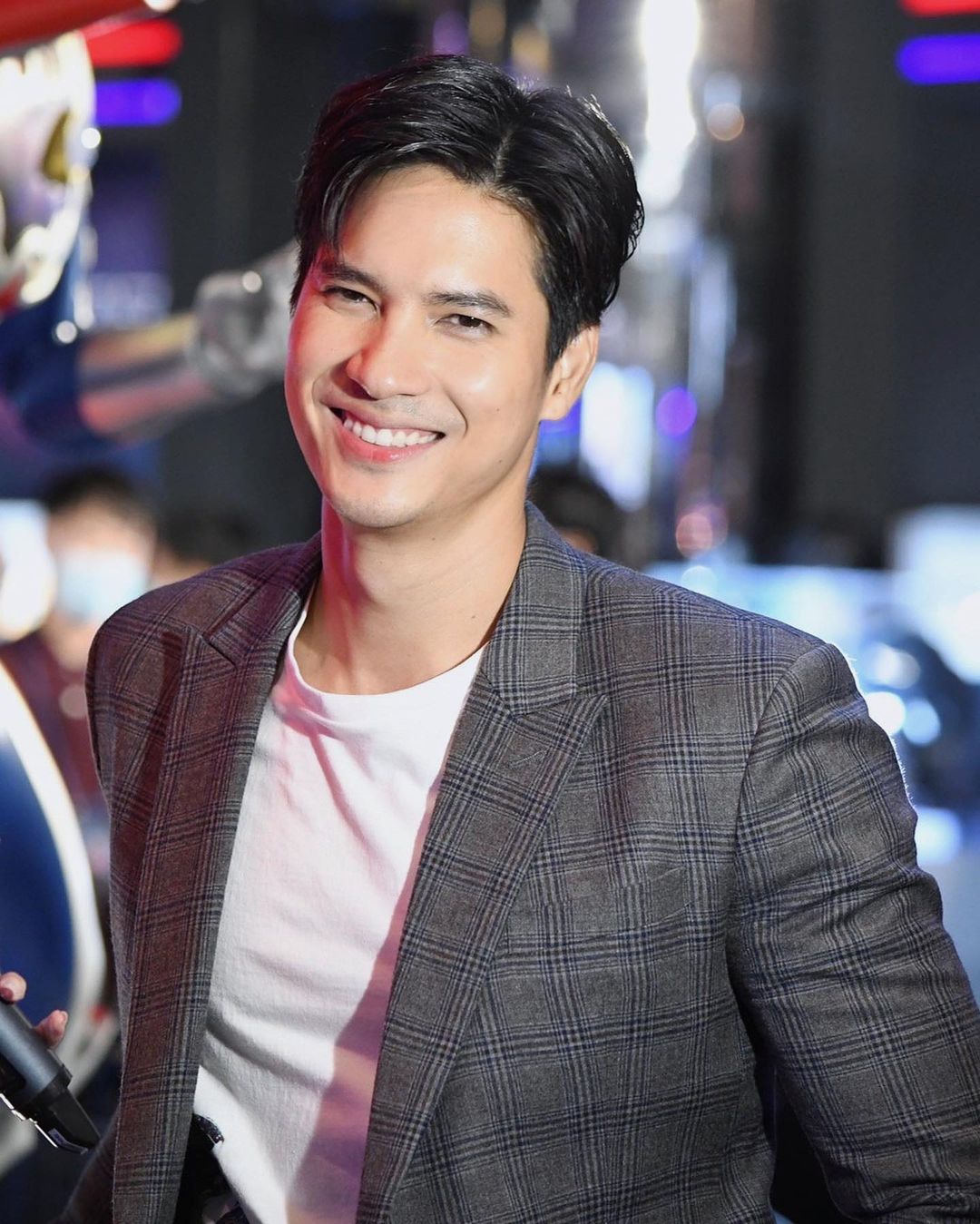 “ไมค์ ภัทรเดช” โดนนักปั้นขอกิน ก่อนดันเข้าวงการ (มีคลิป)