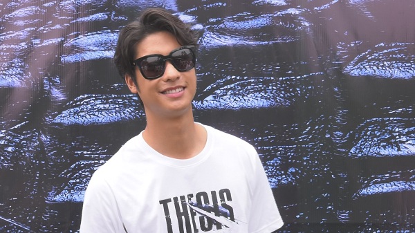  “ออกัส” เผยขอรับบทแต่งหญิงครั้งเดียวพอ ยอมรับไม่ถนัด (มีคลิป)