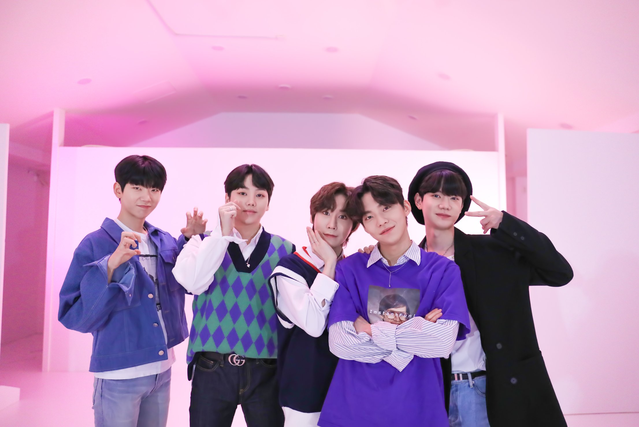 ประกาศยุบวง! บอยกรุ๊ป D1CE หลังจากเดบิวต์มาเพียง 4 ปี ประกาศยุบวง! บอยกรุ๊ป D1CE หลังจากเดบิวต์มาเพียง 4 ปี