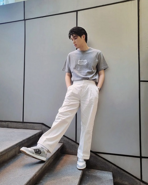 คัมแบคกร้าวใจ..สกาย ลุคค์ใหม่หล่อล่ำ  อ้อนฝากหนัง OMG รักจังวะผิดจังหวะ (มีคลิป) 