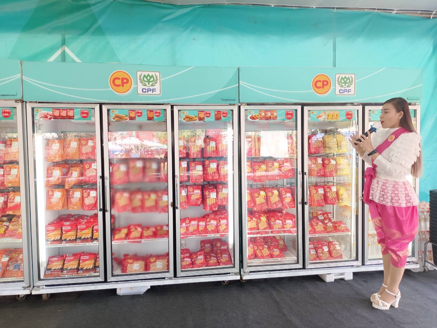 CPF จัดเต็ม! ยกขบวนอาหารอร่อย ลดค่าครองชีพประชาชน งานตราดรำลึก ครบรอบ 117 ปี CPF จัดเต็ม! ยกขบวนอาหารอร่อย ลดค่าครองชีพประชาชน งานตราดรำลึก ครบรอบ 117 ปี