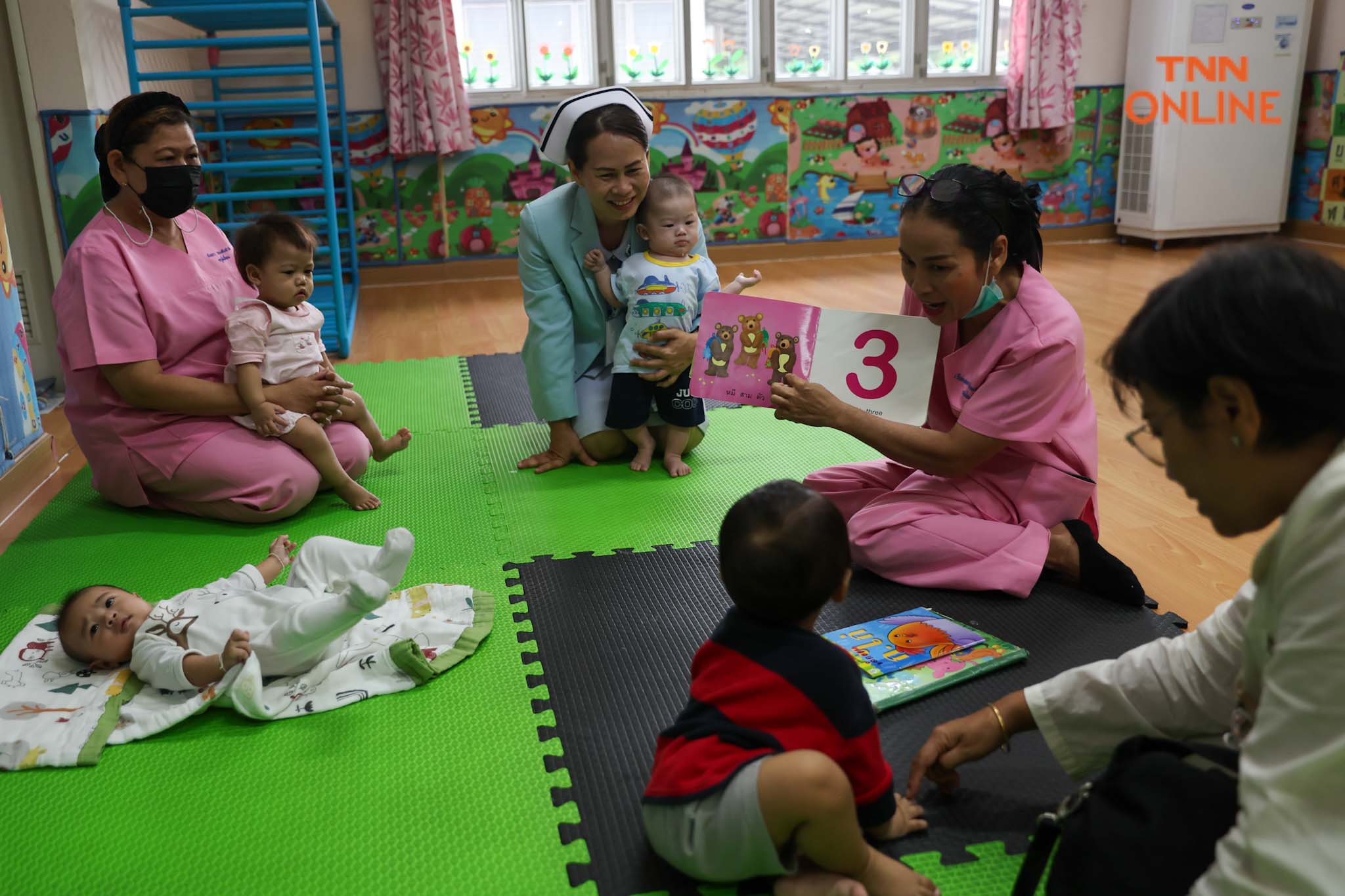 ชูต้นแบบ “เด แคร์” พัฒนาเด็กไทยด้วย “นมแม่และเลี้ยงดูคู่เรียนรู้” ชูต้นแบบ “เด แคร์” พัฒนาเด็กไทยด้วย “นมแม่และเลี้ยงดูคู่เรียนรู้”