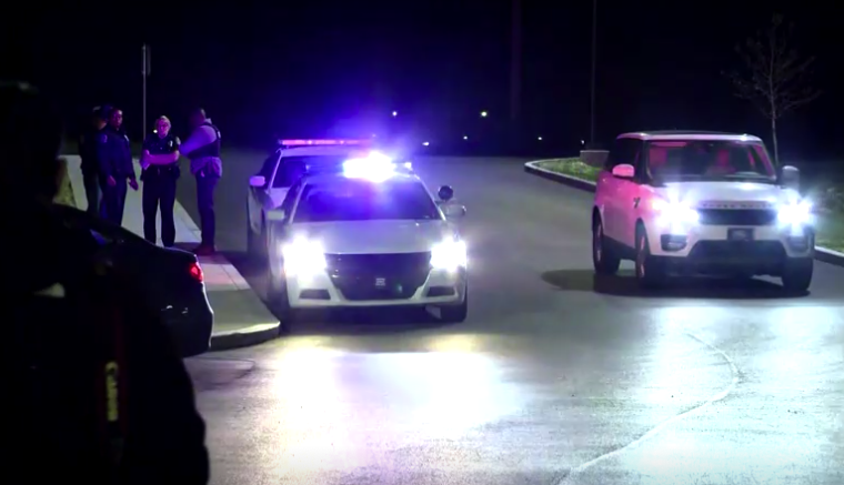 สหรัฐฯเผยเหตุกราดยิงในโกดังบริษัทเฟดเอ็กซ์มีผู้เสียชีวิต 8 ราย สหรัฐฯเผยเหตุกราดยิงในโกดังบริษัทเฟดเอ็กซ์มีผู้เสียชีวิต 8 ราย