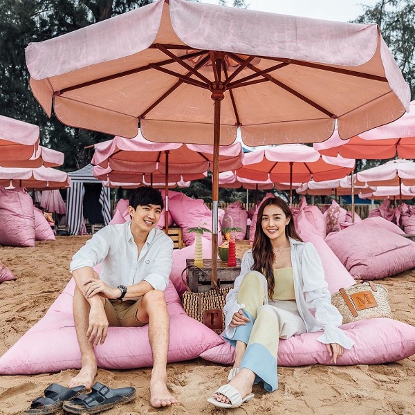 “น้ำตาล พิจักขณา” แฮปปี้รักมั่นคง 10 ปี “ไผ่ พาทิศ” (มีคลิป)