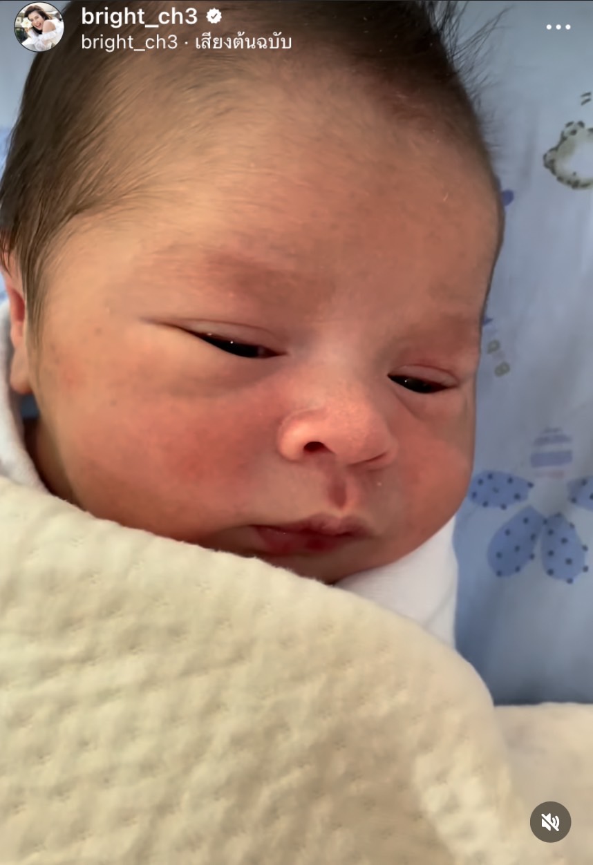 ไบรท์ พิชญทัฬห์ ปลื้ม หลังพี่สาวคลอดหลานชาย น้องทีโอ ไบรท์ พิชญทัฬห์ ปลื้ม หลังพี่สาวคลอดหลานชาย น้องทีโอ