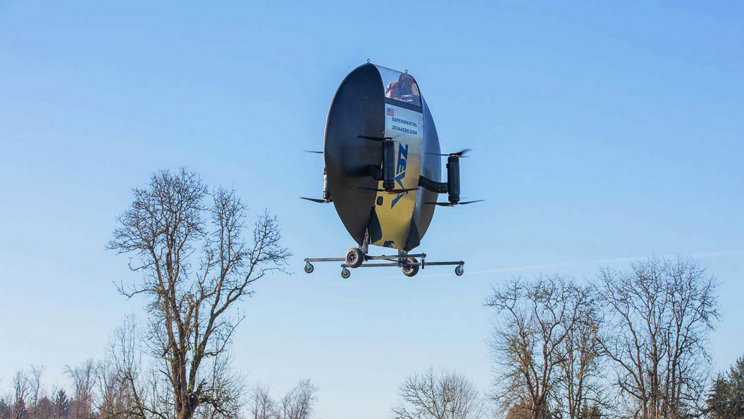 Zeva Aero แท็กซี่บินได้ทรง UFO ทดสอบบินโดยมนุษย์ครั้งแรกสำเร็จแล้ว!