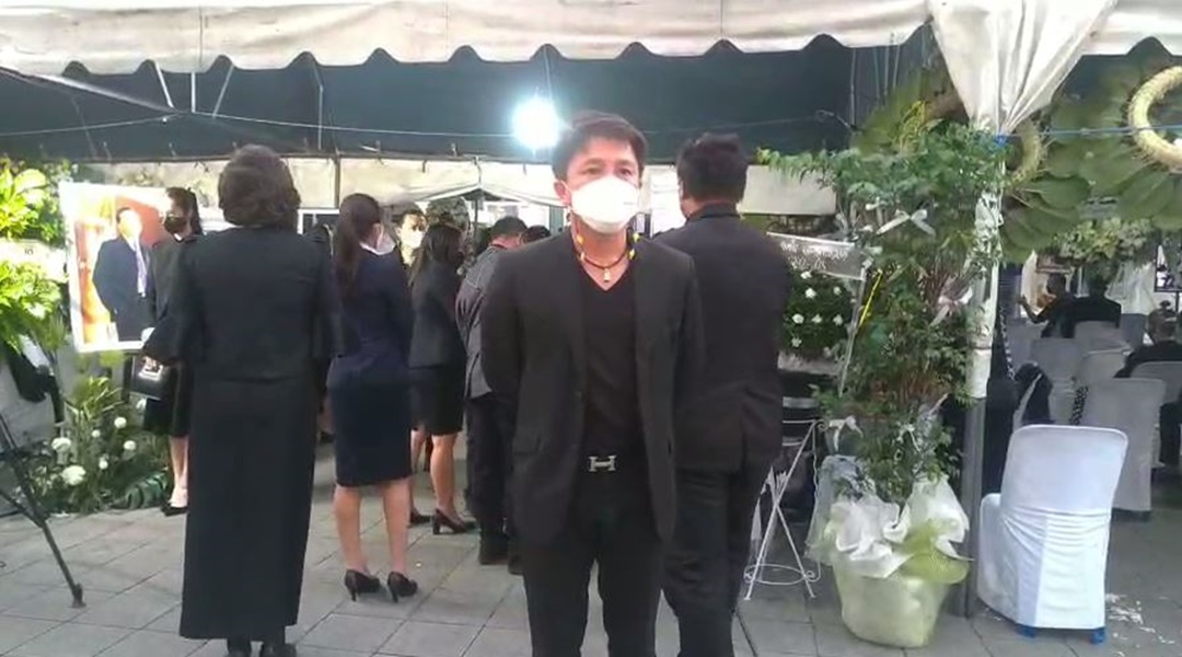 บอย พิษณุ - ต้น ธนษิต ร่วมกราบลา พ่อต้อย เศรษฐา คืนที่ 3