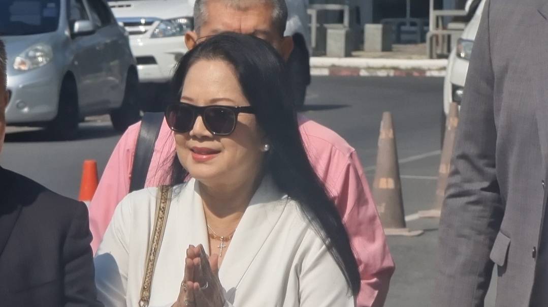 แม่ภนิดา และ 6 คนบนเรือ มาศาลได้นัดพร้อมคู่ความที่เกี่ยวข้องมาศาลเพื่อสอบถามถึงพยานหลักฐาน