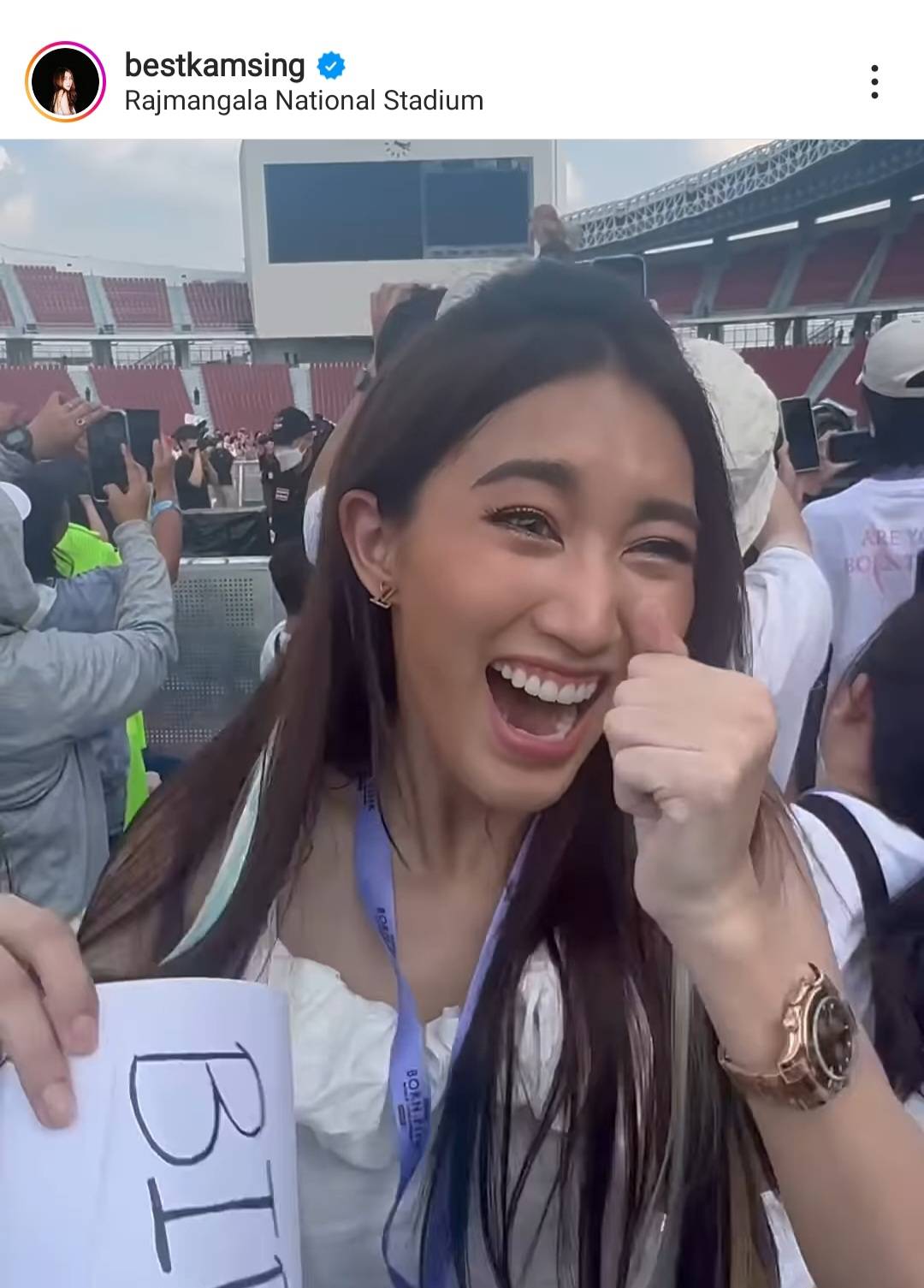 วันเกิดสุดพิเศษ เบสท์ รักษ์วนีย์ ได้รับคำอวยพรจากศิลปินชื่อดัง